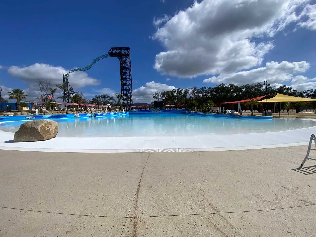 gumbuya-world-big-install-in-water-designed-by-benher-signs Gumbuya World Signs Project by BENHER - BENHER